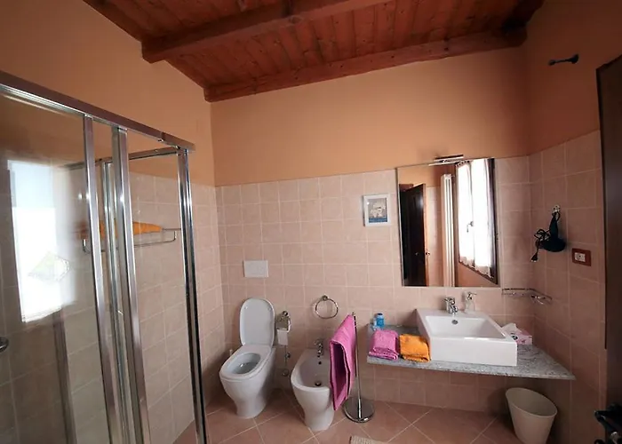 Diana - Pesaro Mare E Cultura - Intera Con Piscina * Mombaroccio