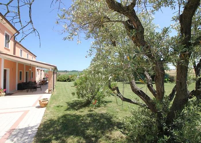 Diana - Pesaro Mare E Cultura - Intera Con Piscina * Mombaroccio